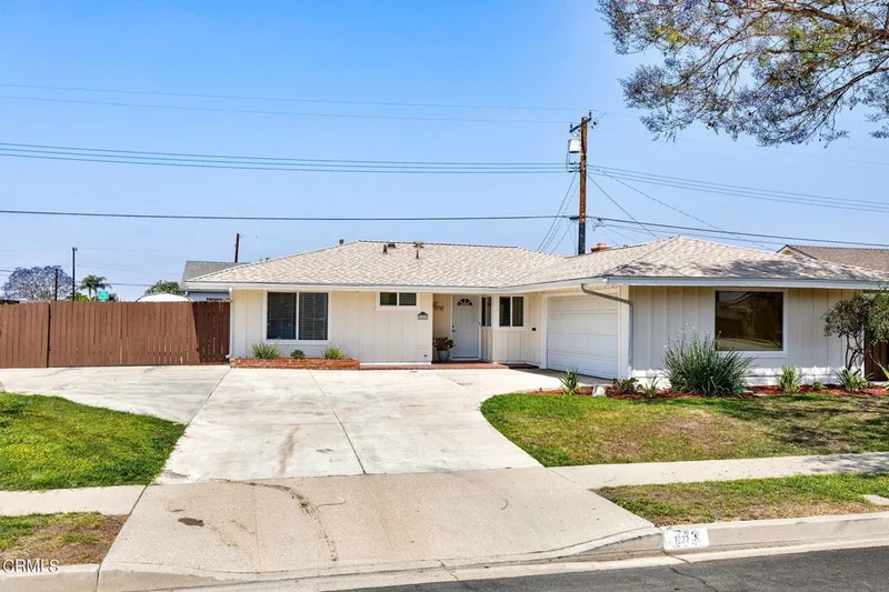 863 Rosewood, Camarillo, CA 93010