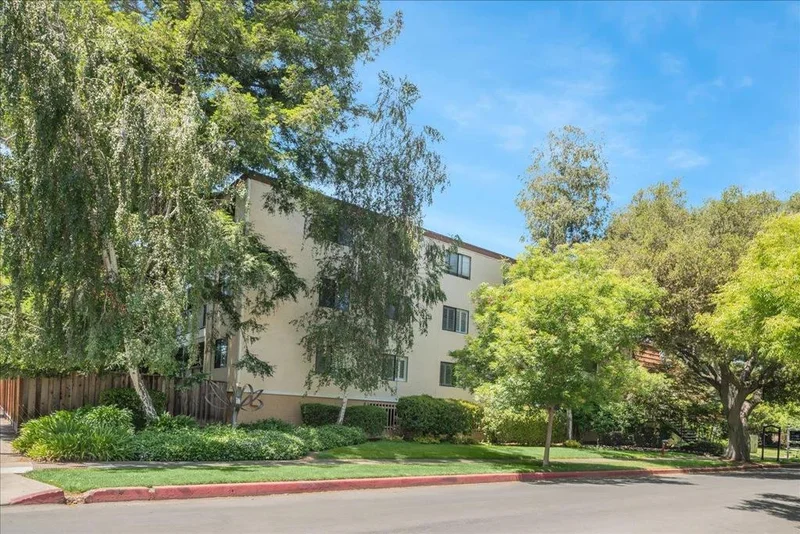 26 4th #11, Los Altos, CA 94022