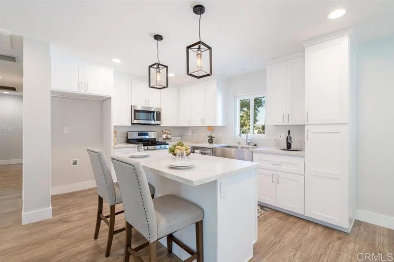 8572 Rhone, Santee, CA 92071