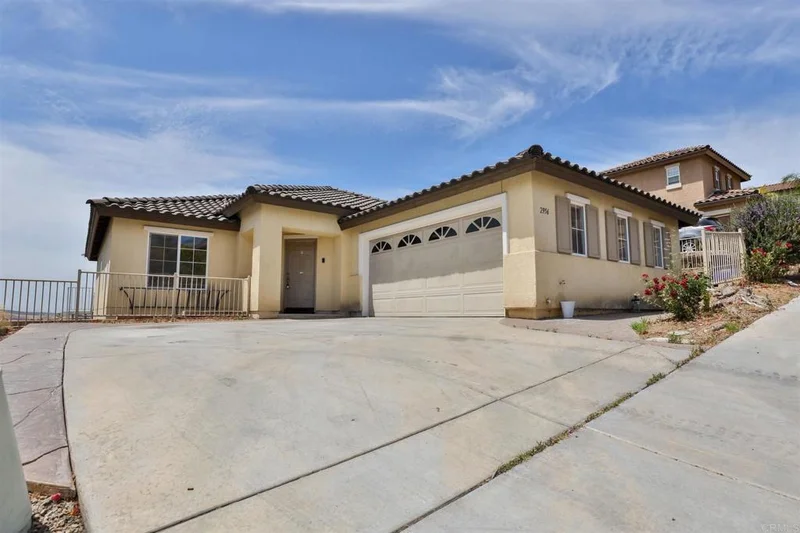 2956 Lake Breeze, Spring Valley, CA 91977