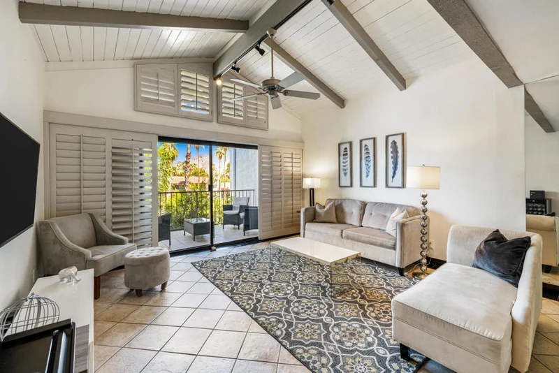 2250 Palm Canyon Drive #40, Palm Springs, CA 92264