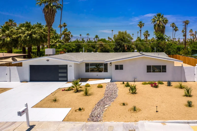 874 Mesquite, Palm Springs, CA 92264