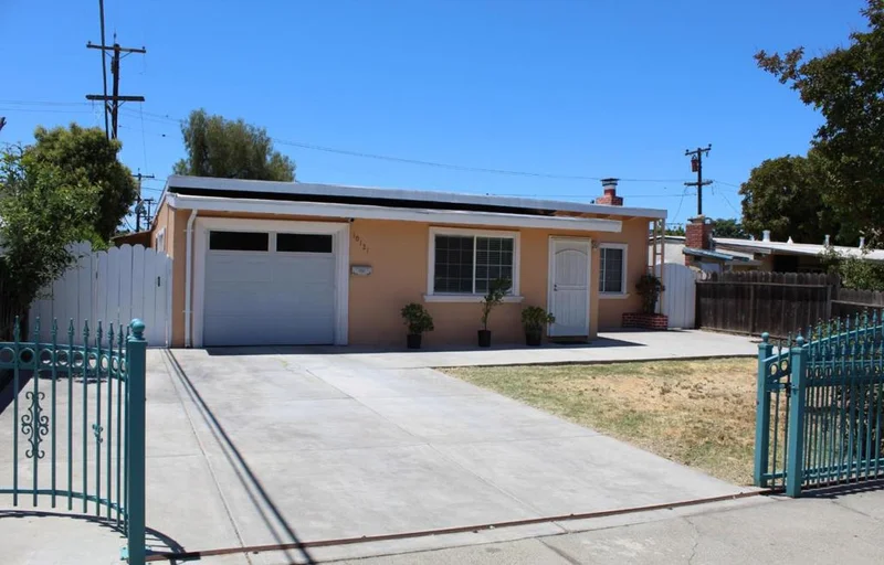 10121 Torrance, San Jose, CA 95127
