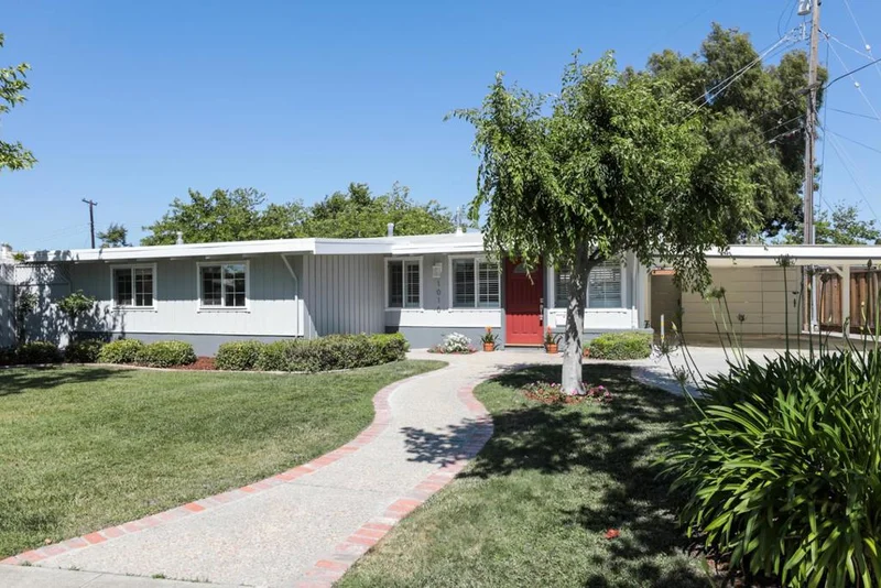 1016 Blazingwood, Sunnyvale, CA 94089