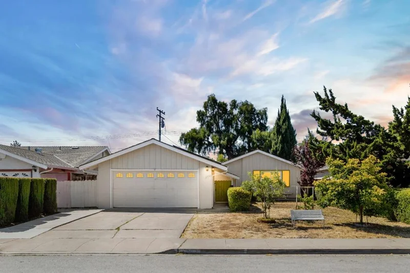 2992 Millar, Santa Clara, CA 95051