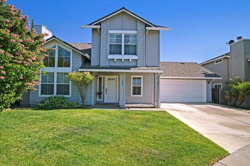 1255 Aspen, Hollister, CA 95023