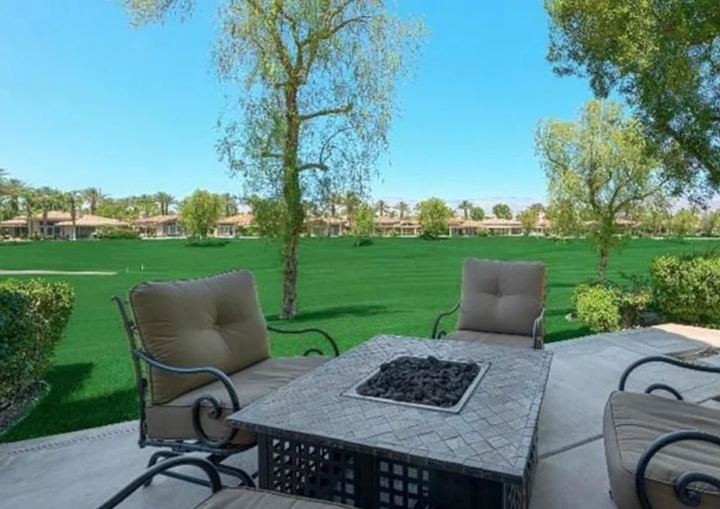 428 Desert Holly, Palm Desert, CA 92211