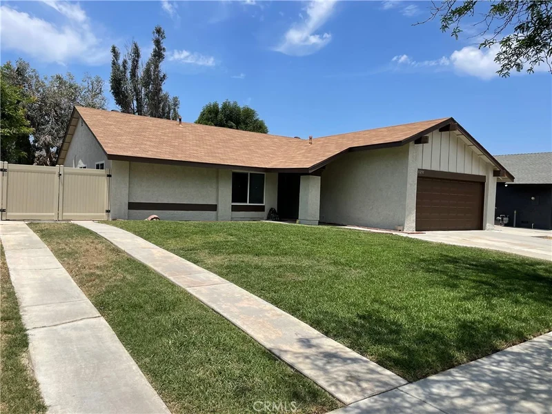 11231 Reliance, Riverside, CA 92505