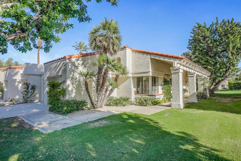 77631 Los Arboles, La Quinta, CA 92253