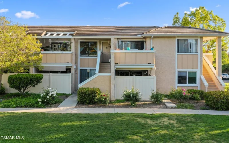 2940 Deacon #30, Simi Valley, CA 93065