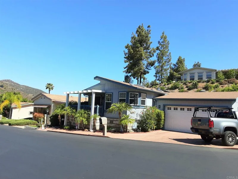 8975 Lawrence Welk Dr. #129, Escondido, CA 92026