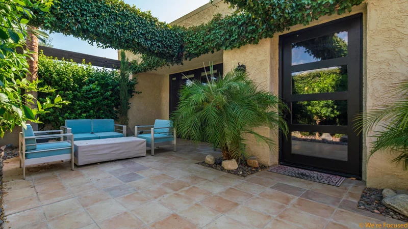 421 Calle Rolph, Palm Springs, CA 92262