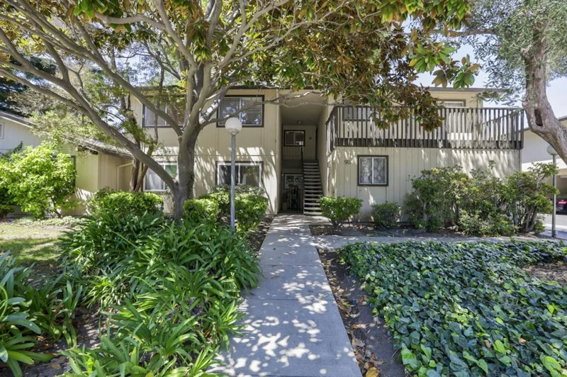 90 Flynn #C, Mountain View, CA 94043