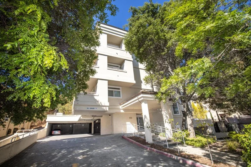231 El Camino Real #104, San Mateo, CA 94401