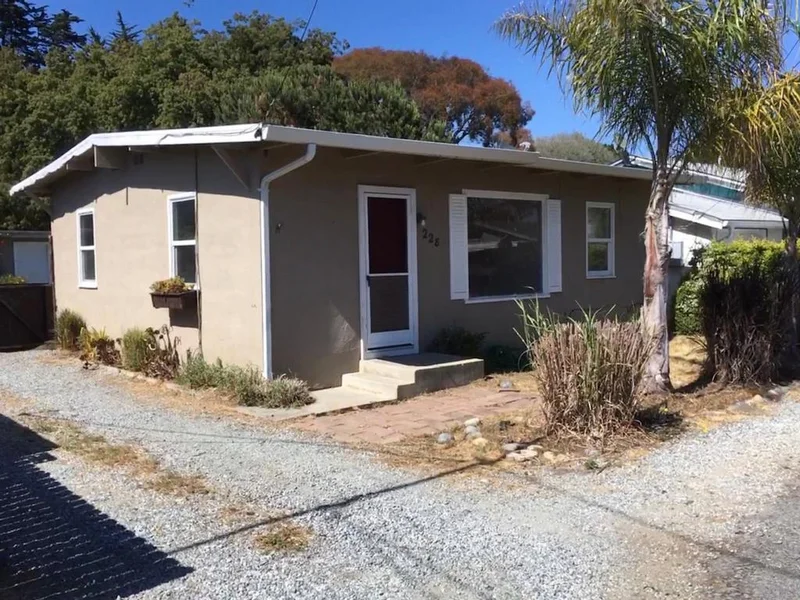 228 North, Aptos, CA 95003
