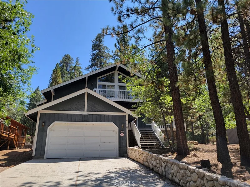 41487 Oak, Big Bear, CA 92315