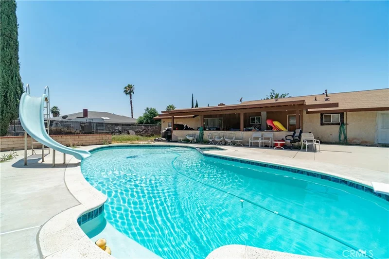 25947 Cottonwood, Moreno Valley, CA 92553