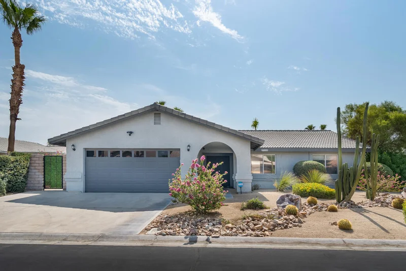 27155 Shadowcrest, Cathedral City, CA 92234