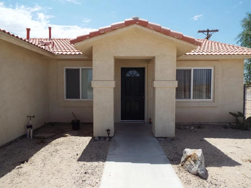2983 Lisbon, Salton City, CA 92275