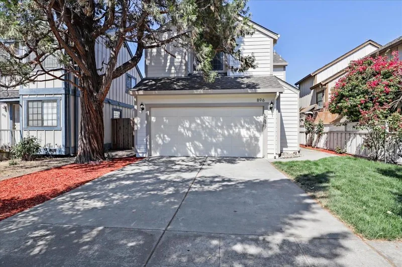 896 19th, San Jose, CA 95112