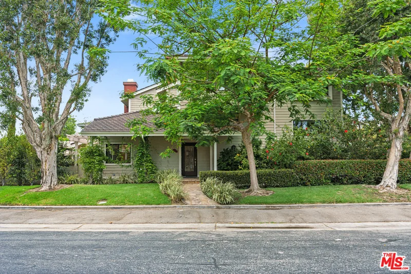 1 Tiburon, Manhattan Beach, CA 90266