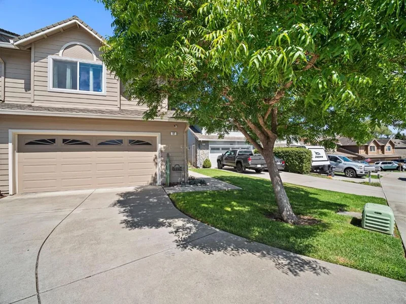 52 Winding, Watsonville, CA 95076
