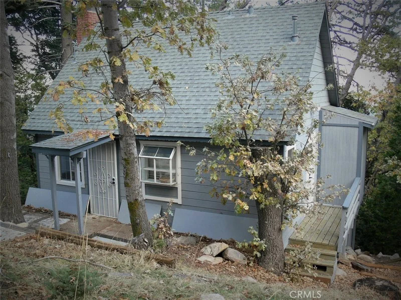 895 Lake View, Twin Peaks, CA 92391