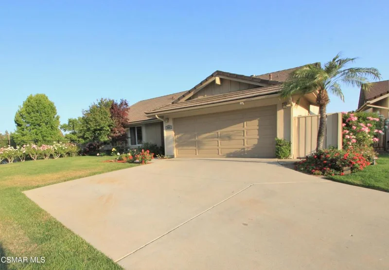 1854 Sweet Briar, Thousand Oaks, CA 91362