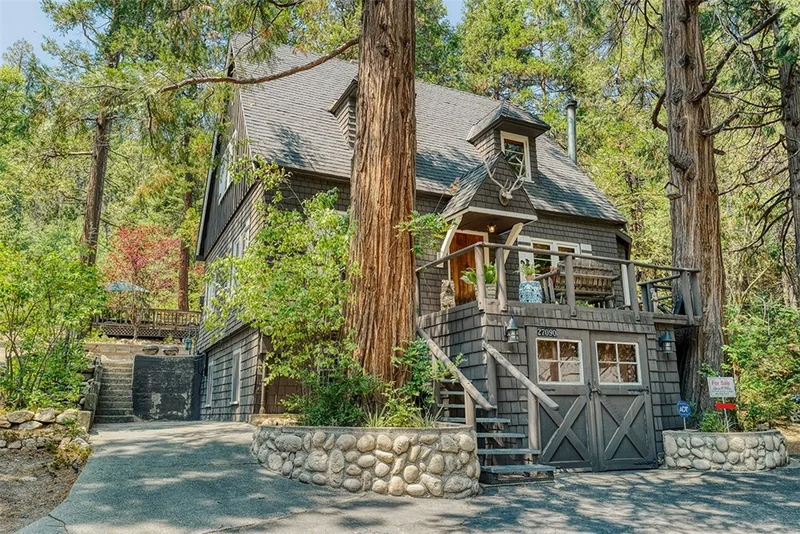 27090 State Hwy 189, Blue Jay, CA 92317