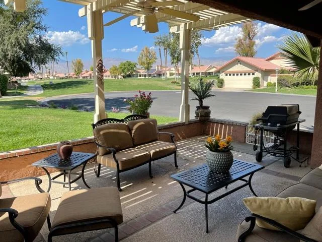 42284 Omar, Palm Desert, CA 92211