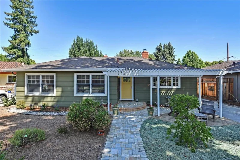 1241 Redondo, San Jose, CA 95125