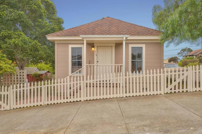 519 Dickman, Monterey, CA 93940