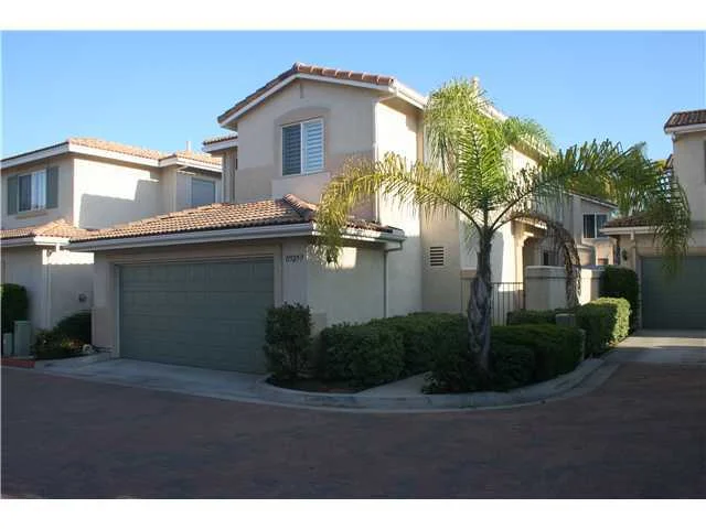 11527 Compass Point Drive #7, San Diego, CA 92126