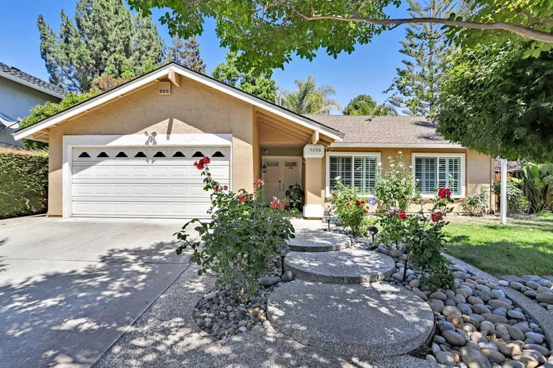 5226 Rooster, San Jose, CA 95136