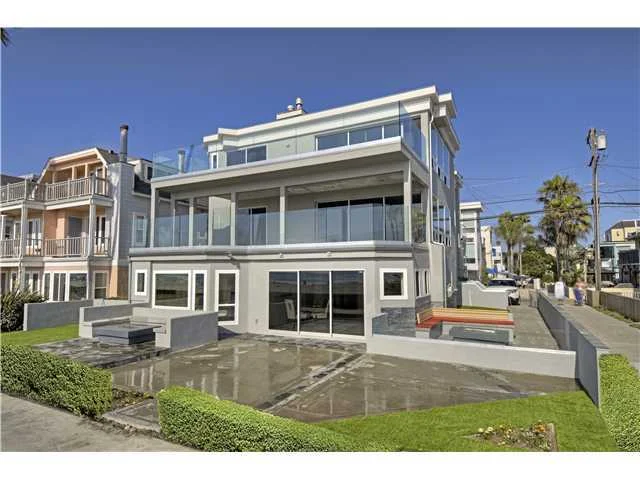 2975 Ocean Front Walk #2, San Diego, CA 92109