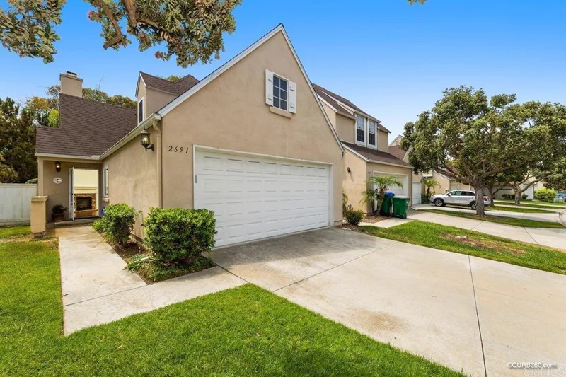 2691 Regent Rd, Carlsbad, CA 92010