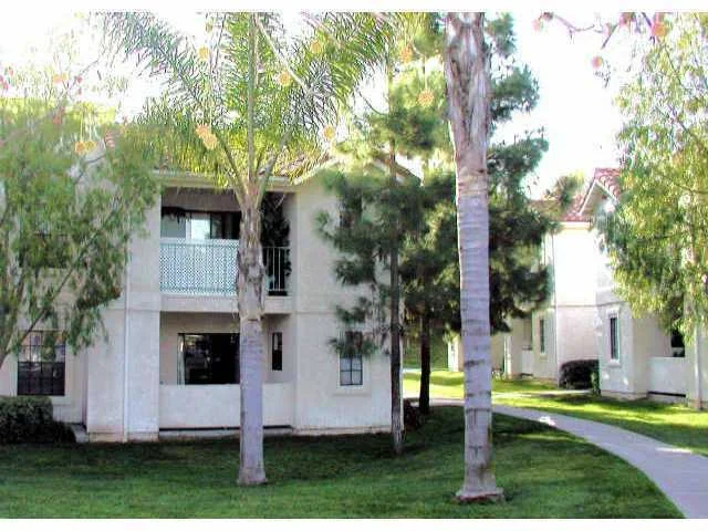 10305 Azuaga Street #17, San Diego, CA 92129