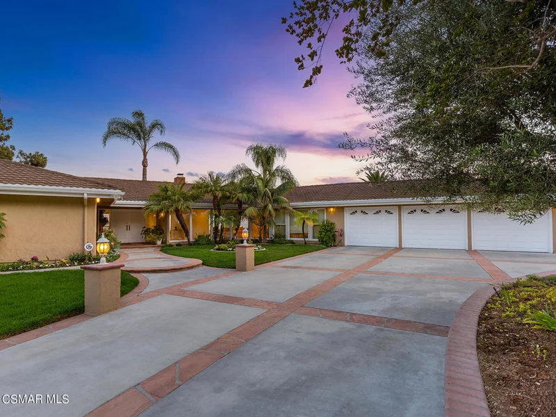 185 Estaban, Camarillo, CA 93010