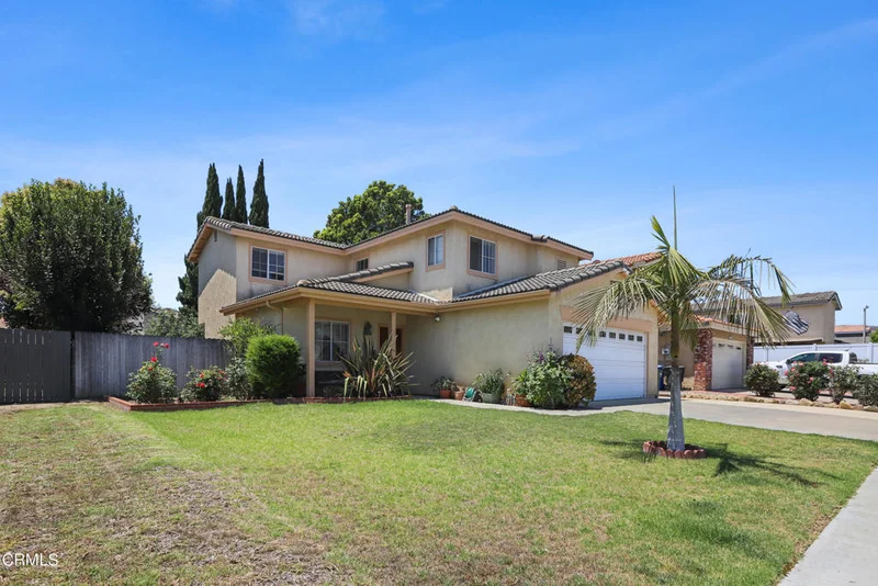 225 Cinnamon Oak, Ventura, CA 93004