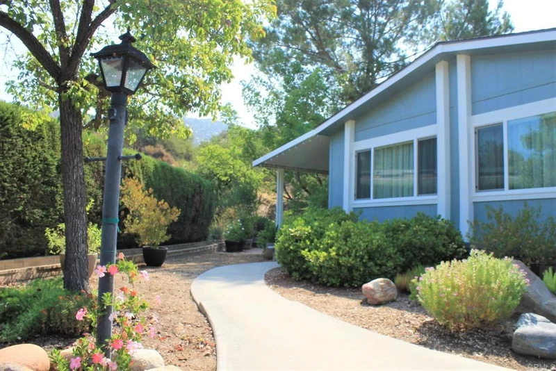 8975 Lawrence Welk Dr. #429, Escondido, CA 92026