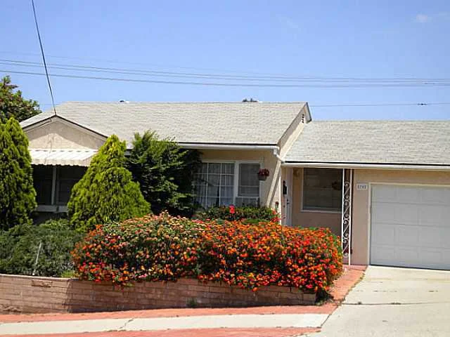 8702 Elden Street, La Mesa, CA 91942