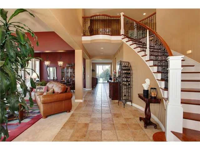 2258 Vista La Nisa, Carlsbad, CA 92009