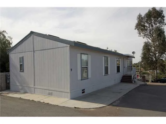 300 Thornton Drive #9, El Cajon, CA 92021