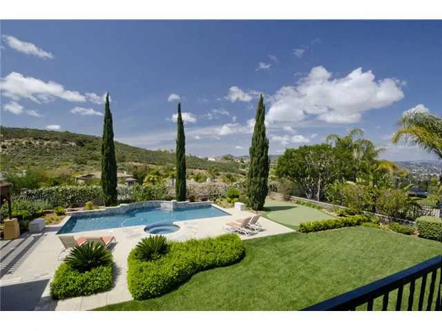 11706 Creek Bluff Drive, Poway, CA 92064