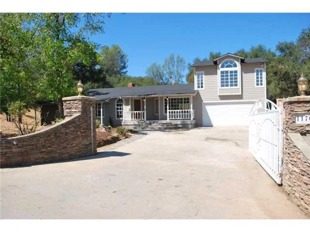 11706 Johnson Lake Road, Lakeside, CA 92040
