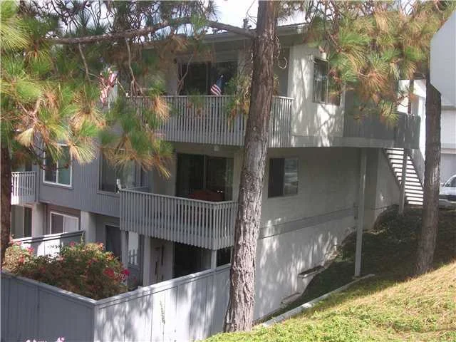 4249 Mesa Vista Way #2, Oceanside, CA 92057