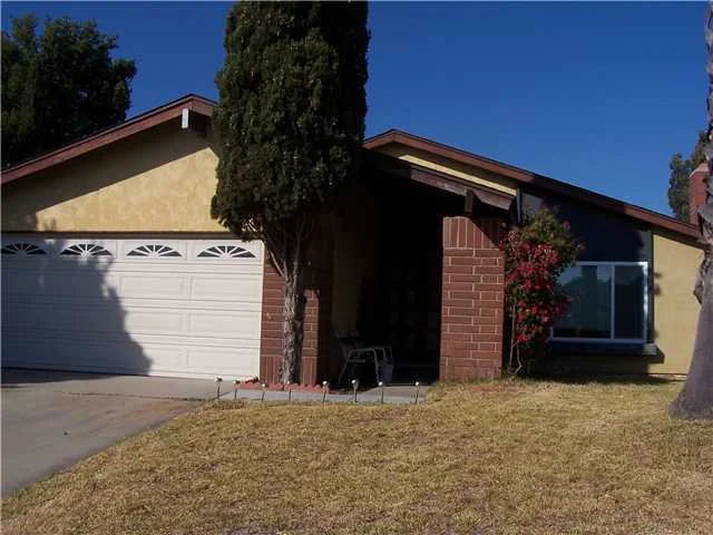 11351 Calle Dario, San Diego, CA 92126
