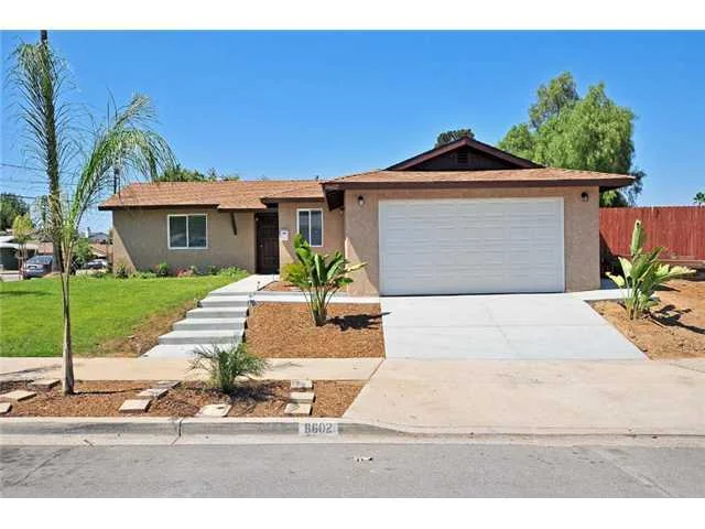 8602 Sandstone Drive, Santee, CA 92071