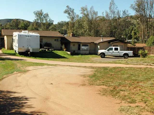 11538 Pinehurst Drive, Lakeside, CA 92040