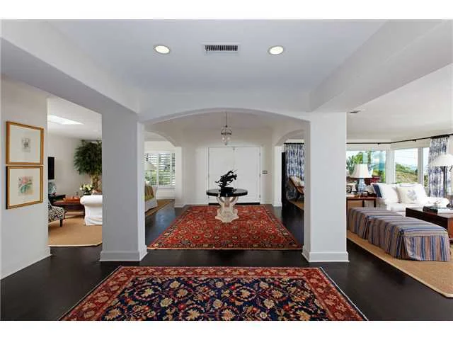 1132 Avenida Amantea, La Jolla, CA 92037
